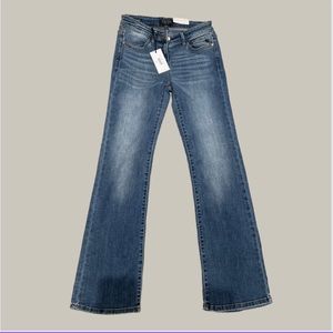 Brand new Judy Blue boot cut jeans. Size 26